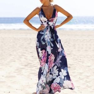 NWOT Flower pattern maxi dress